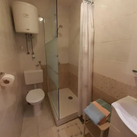 Rosa Apartment